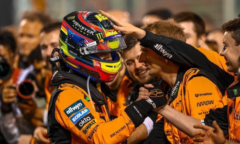 Norris & Piastri? Dvojhlavé monstrum likviduje konkurenci, Ferrari zatím zůstává v šedi