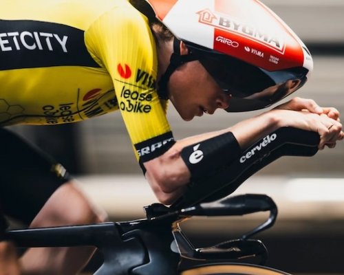 Aerodynamika, výšky, minimum závodů. Dánský stroj Vingegaard kvůli Tour de France mění strategii