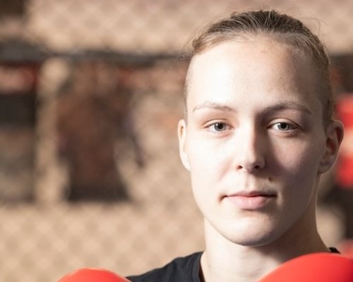 Návrat lvice! Bledá se po dvou letech vrhá zpět do UFC. Bude u toho i její trenér Reinders?