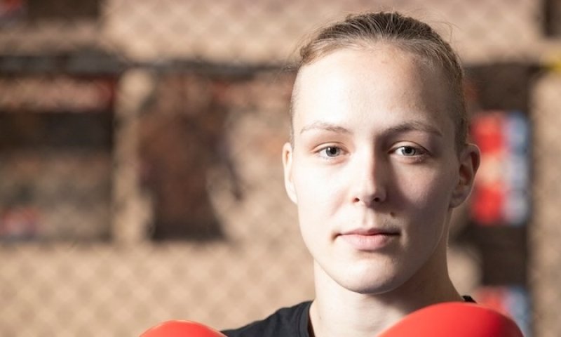 Návrat lvice! Bledá se po dvou letech vrhá zpět do UFC. Bude u toho i její trenér Reinders?