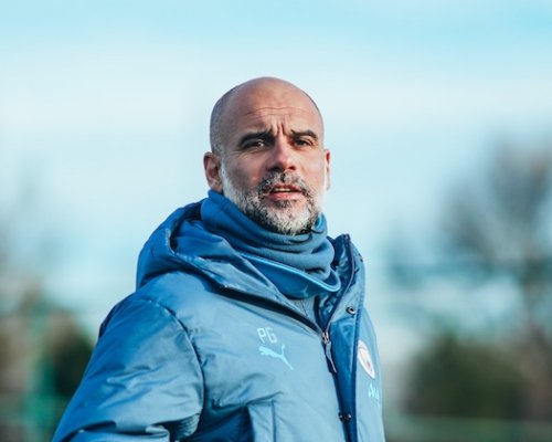 Po deseti letech v Manchesteru se otevírá nová kapitola. Xavi tuší, kam Pep zamíří