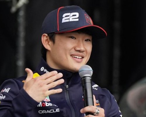 Poslední rozhlasová zpráva Yukiho Tsunody z Velké ceny Japonska naznačuje, že už chápe Lawsonovy problémy ​​