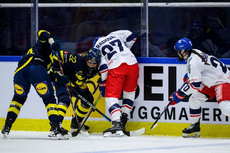Premiérový domácí ženský šampionát začíná. Český tým má medailové ambice