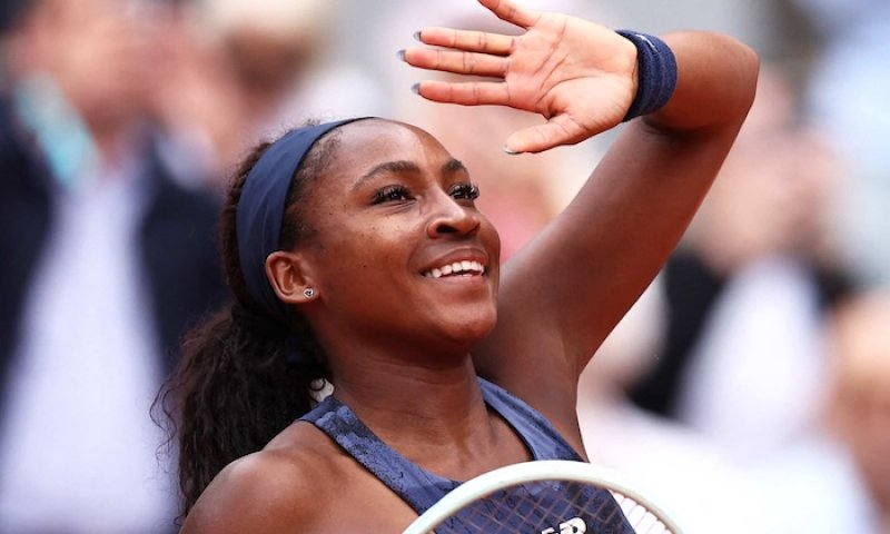 Sabalenková ronila slzy, Gauffová psala dějiny. Roland Garros má novou královnu