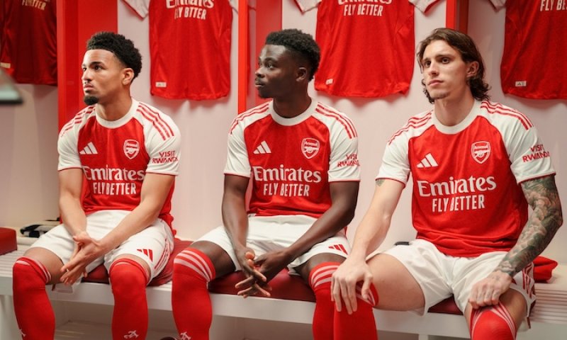 Arsenal má po finálové bolesti řešit čistku. Petit ukázal na tři jména