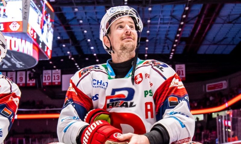 Pardubice poprvé oficiálně na ledě, ale bez Červenky. Teď ho nepotřebuji mít v top formě, říká kouč Pešán