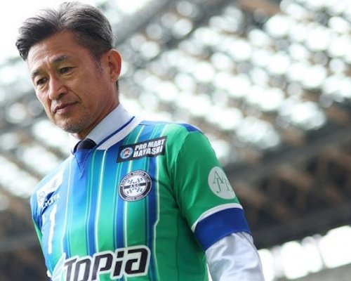 Japonský zázrak nekončí: Král Kazu v 59 letech podepsal ve třetí lize