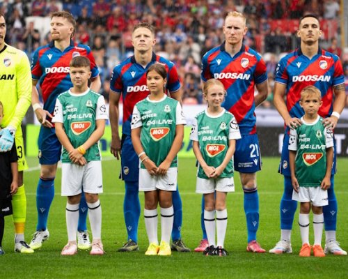 Konec boje s klackem proti tankům. Plzeň získala majitele, jenž má vlastní houfnici