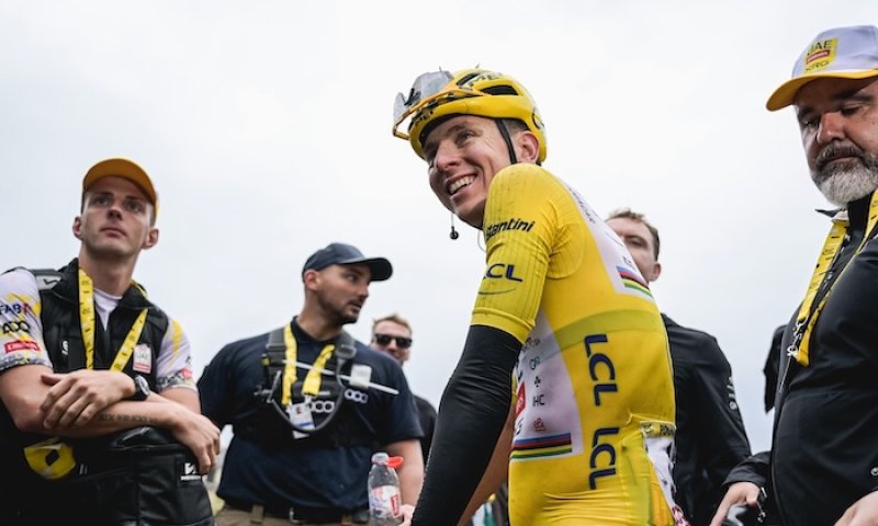 Armstrong a Bruyneel rozebrali Pogačarovu dominanci, vidí na něj jen jednu cestu