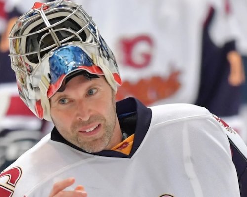 Neuvěřitelné! Fiala z L.A. Kings vylákal Čecha do hokejové brány, v níž bude čelit hvězdám švýcarské ligy i NHL