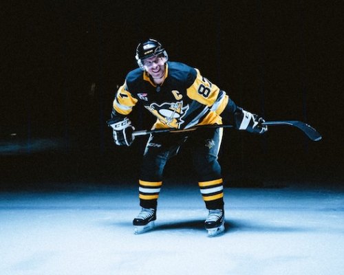 Prázdný pohled a tíživé ticho. Zlomený kapitán Crosby polyká nejtěžší porážku sezony