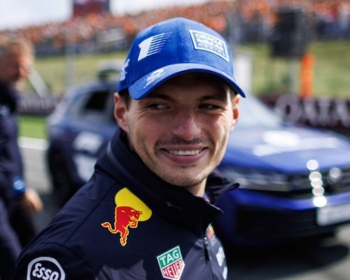 Max Verstappen vyhrál Velkou cenu Ázerbájdžánu, Piastri havaroval v prvním kole