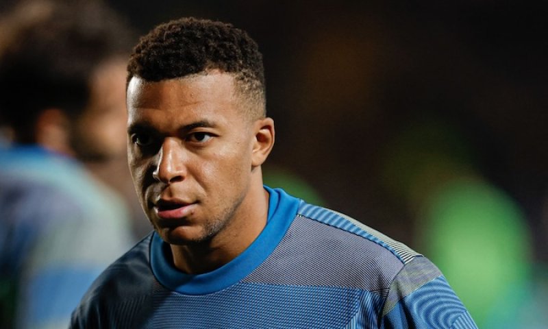 1,5 miliardy na stole: Mbappé vyhrál válku s PSG, klub si neodpustil jedovatou poznámku