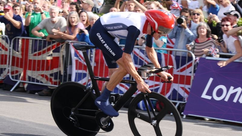 „Hodili mě pod autobus.“ Bývalý vítěz Tour de France o zradě a stínu, jenž mu zničil pověst