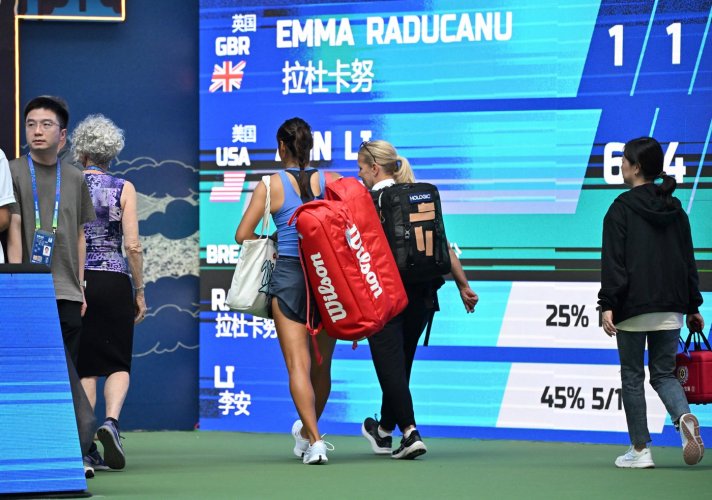 Navrátilová pálí do britské hvězdy. Raducanuová se podle ní utápí v chaosu