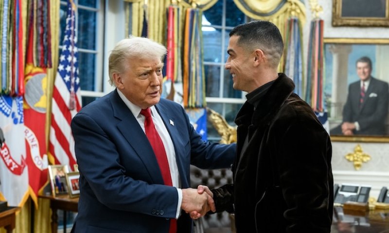 Skandál, který neutichá. Kolem Trumpova zásahu do MS přibývají otazníky