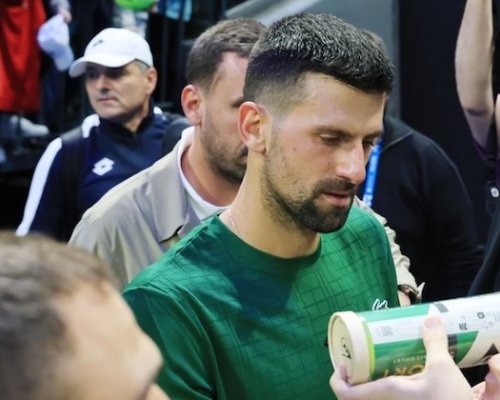 Leden v Adelaide: Srbský fenomén zahajuje útok na 25. grandslamový titul
