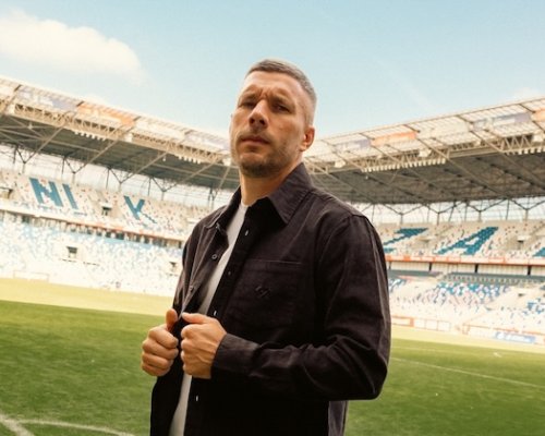 Lídr Ekstraklasy dostal čtyřku a legendární Podolski se ozval. Jeho slova mířila i k Ambrosovi s Hellebrandem