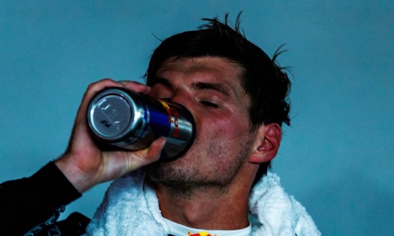 Montoya jmenoval Verstappenova nástupce: Red Bull by měl cílit na hvězdu McLarenu či Mercedesu