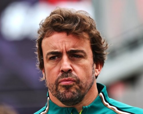 Alonso znovu tepe nová pravidla F1. Jezdci prý už vyhlížejí motory pro rok 2030