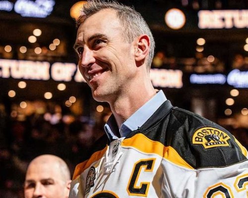 Výběr světa proti ikonám Bostonu Bruins? Chára svolává do Trenčína hvězdy světového hokeje