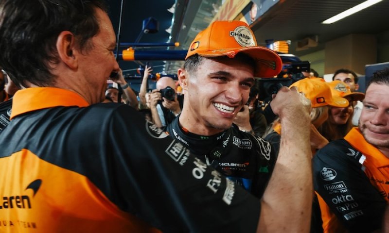 Mistr světa s „chudým“ platem. Norris vyhrál titul, ale Verstappen bere třikrát víc