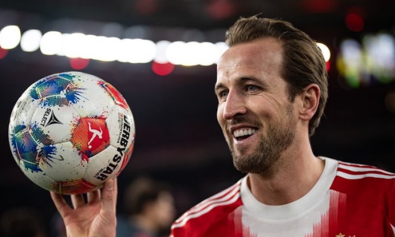 Miliardy za fotbal: Bayern Mnichov vládne výdělkům, Slavia si odváží „cenu útěchy“