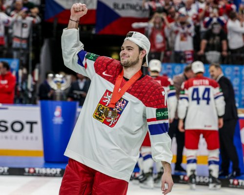 Další šance klepe na dveře. David Špaček je znovu u NHL, debut ale pořád visí ve vzduchu