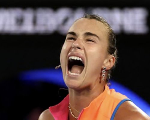 Slzy, křik a rány raketou. Sabalenková ve Wimbledonu obnažila svou křehkost. Teď se plánuje opít
