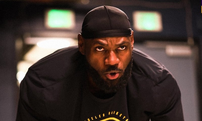 LeBron na křižovatce: Dojde na poslední tanec, nebo je v plánu i sezona č. 24? Král NBA mlží o budoucnosti