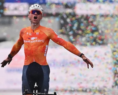 Dominance, která vyráží dech. Van der Poel oslavil rekordní osmý titul mistra světa jako CR7, neporažen už je přes 2 roky