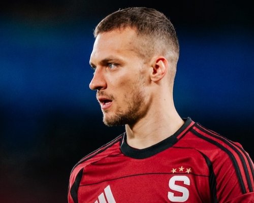 Hádka o červenou kartu: Haraslín pálí do rozhodčích, experti mu ale vzkazují, že se mýlí