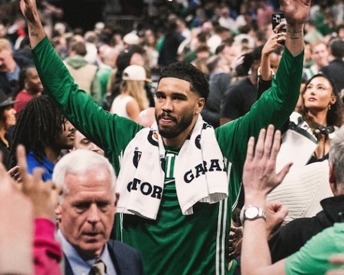 Celtics explodovali a překonali klubový rekord: v první čtvrtině proti Miami zaznamenali démoni trojek 53 bodů