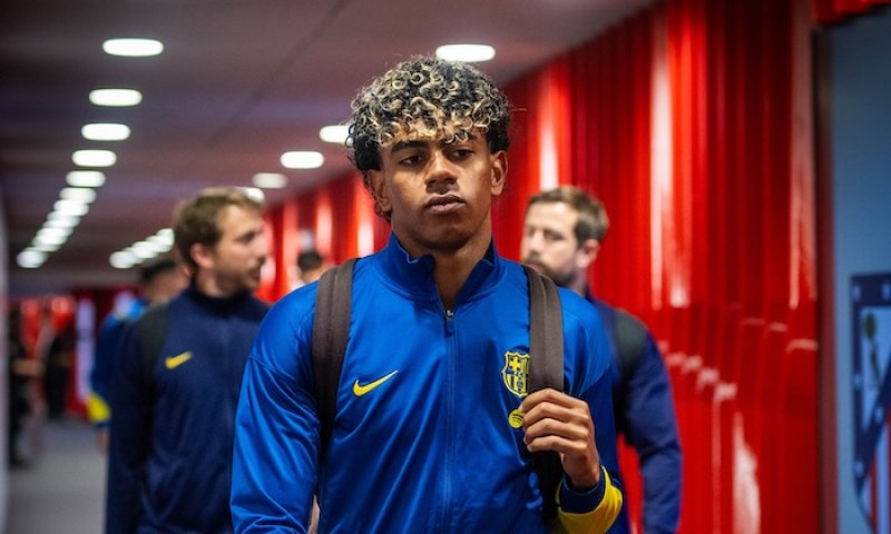 Španělsko má klenot zpět. Yamal však podle Barcelony nesmí hned do základu