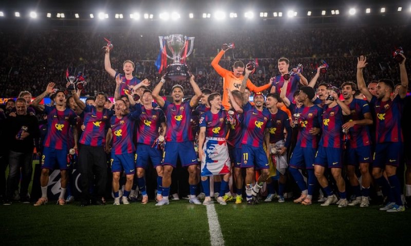 Chceme špičkového útočníka, zní z Barcelony. V merku jsou tři jména