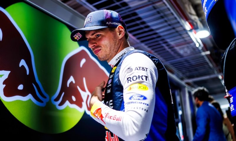Výjimka jen pro vyvolené. Verstappen má ve smlouvě klauzuli, kterou si ostatní piloti nemohou dovolit