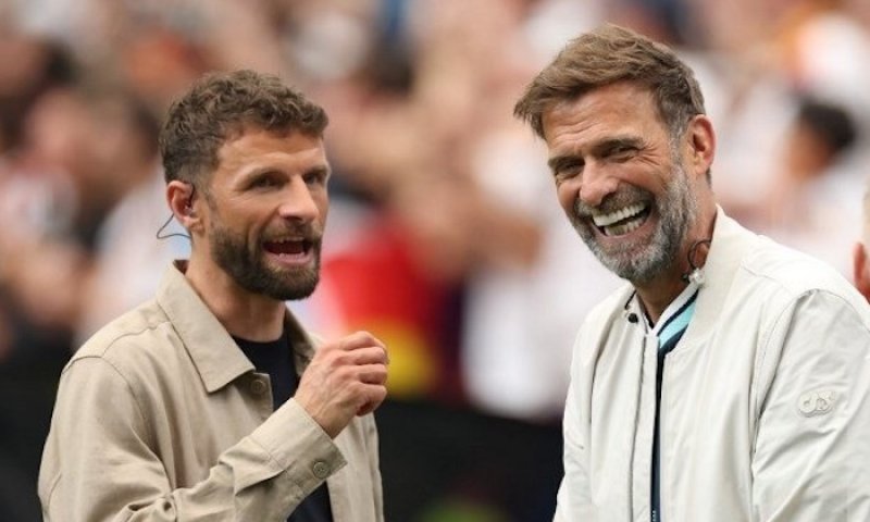 Němci slaví zisk trenérského génia, sousední český fotbal naopak nečinně přešlapuje na místě