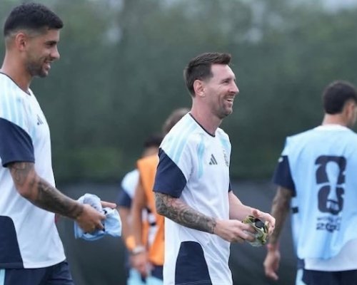 Messi obviněn z podvádění. Rychlý pokus z přímého kopu rozdělil fanoušky
