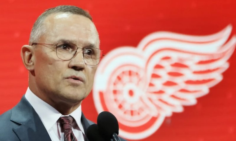 Yzerman po 7 letech končí jako generální manažer Red Wings, které čeká několik zásadních rozhodnutí...