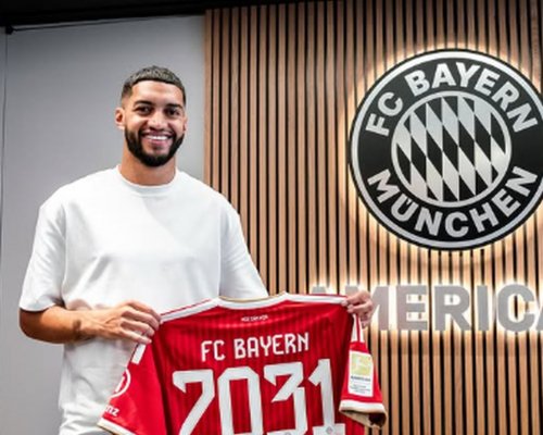 Už jako dítě sníte o takovém přestupu, říká hvězdná posila Bayernu. Velkou roli sehrál kouč Kompany