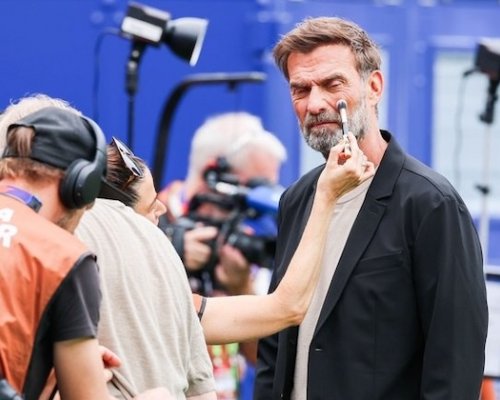 Těžké ultimátum pro celý národ. Klopp hrozí rezignací ještě před prvním výkopem