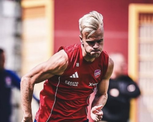 Sparta dotahuje nejdražší přestup své historie. Bratranec Haalanda už dorazil do Prahy