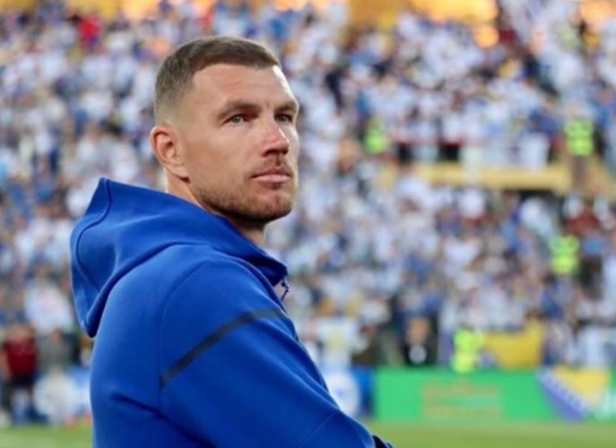 Stěhování se nekoná. Bosenský kanonýr Džeko zůstane v Schalke a opět okusí Bundesligu