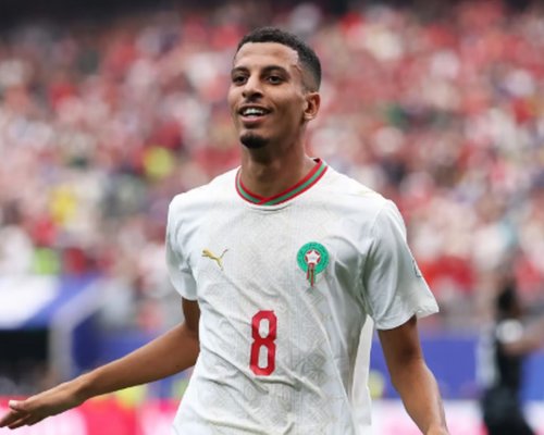 První pořadatel MS na turnaji končí. Mbappé z penalty vysvobodil Francii