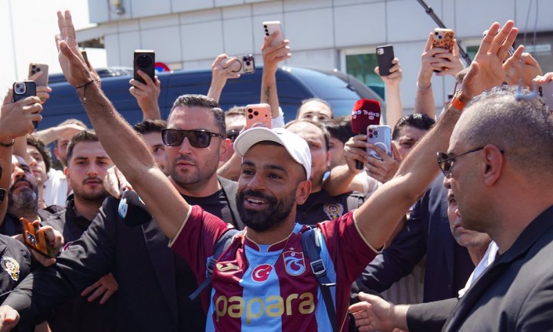 Trabzonspor prohrál s Ferencvárosem 0:1, Salah po debutu čelí vlně kritiky