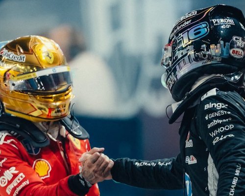 Hamilton neposlechl Ferrari a draze za to zaplatil. Po závodě se omlouval