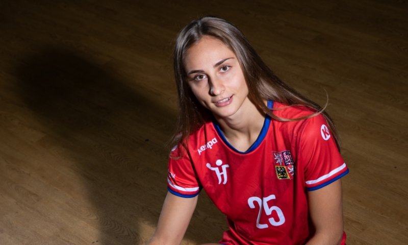 Bolesti jí převrátily život naruby. Bývalá česká reprezentantka našla naději v Barceloně, léčba stojí miliony
