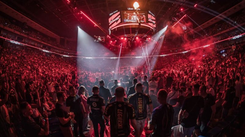 Halloweenský Oktagon 96 v SAP Garden: kompletní průvodce turnajem
