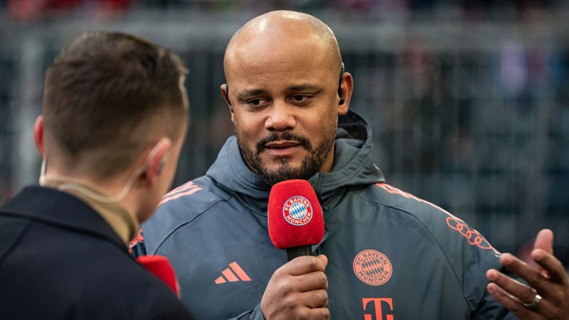 Trenér Bayernu Kompany zkolaboval na tréninku. Neposlouchal své vlastní tělo