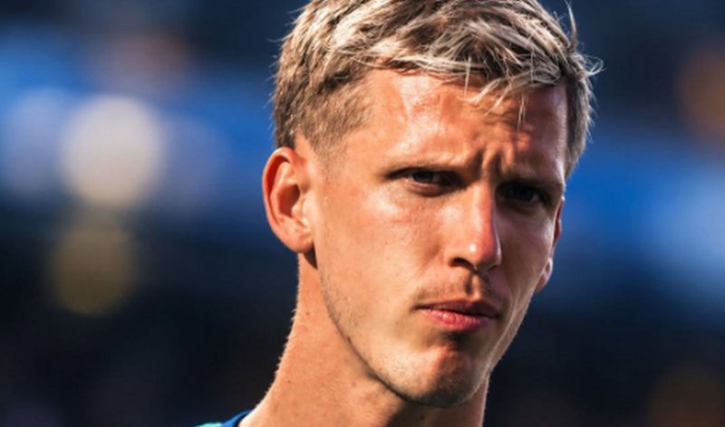 Záložník Barcelony je spojován s návratem do Bundesligy, Nedělní El Clásiko nestihne, to další vynechat nechce